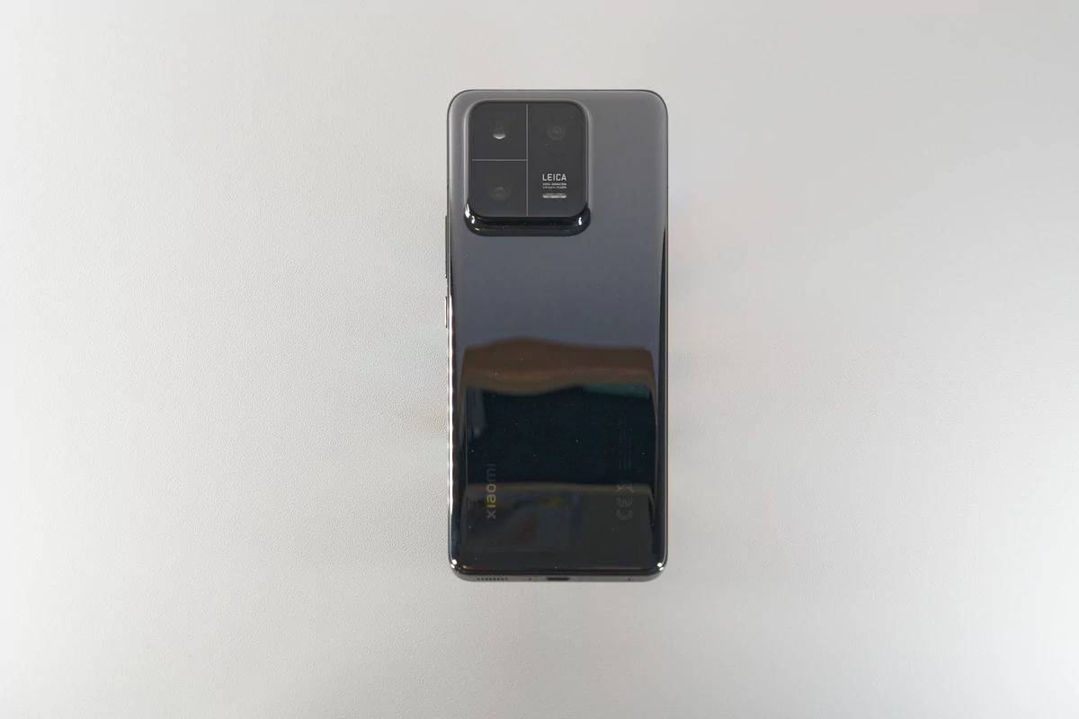 Xiaomi 13 Pro © © Marc Mitrani pour Clubic
