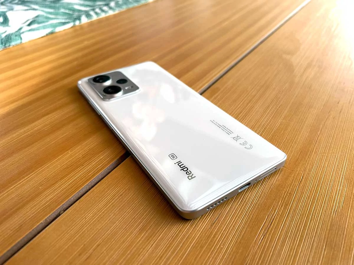 Dos du Xiaomi Redmi Note 12 Pro+ © Nicolas Lafarge