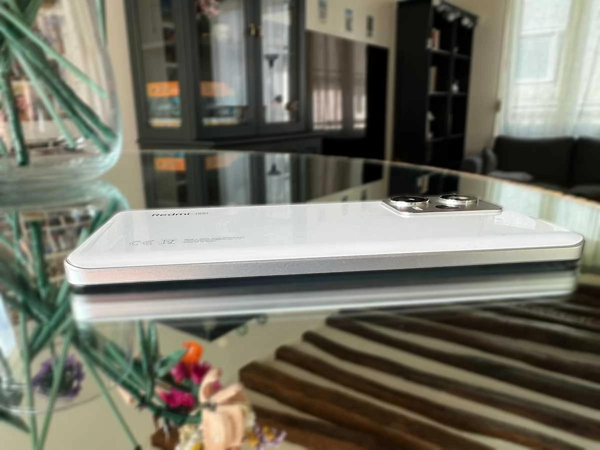 Tranche du Xiaomi Redmi Note 12 Pro+ © Nicolas Lafarge