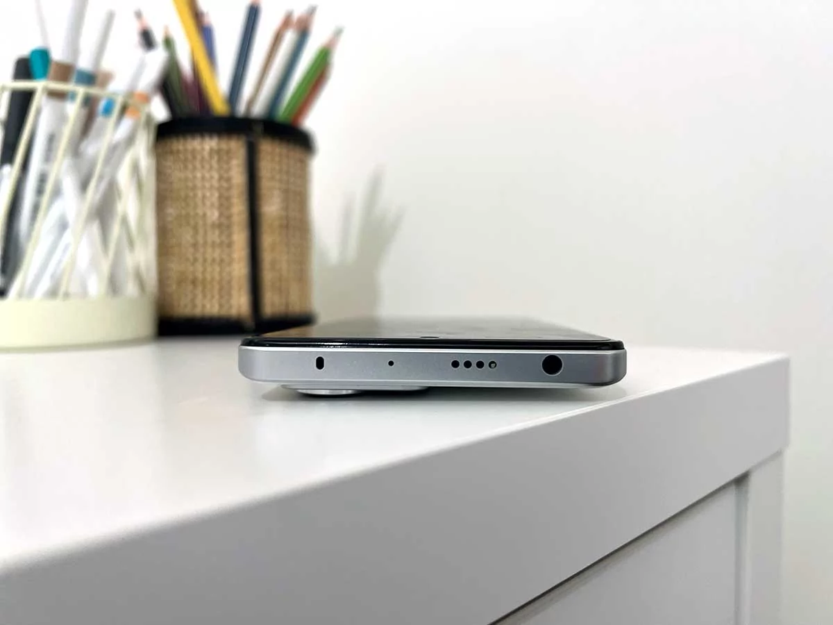 Dessus Xiaomi Redmi Note 12 Pro+ © Nicolas Lafarge