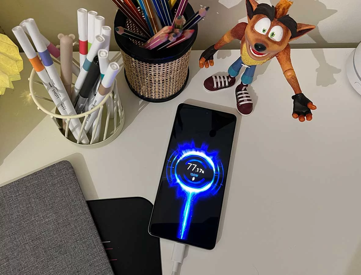 Charge rapide Xiaomi Redmi Note 12 Pro+ © Nicolas Lafarge