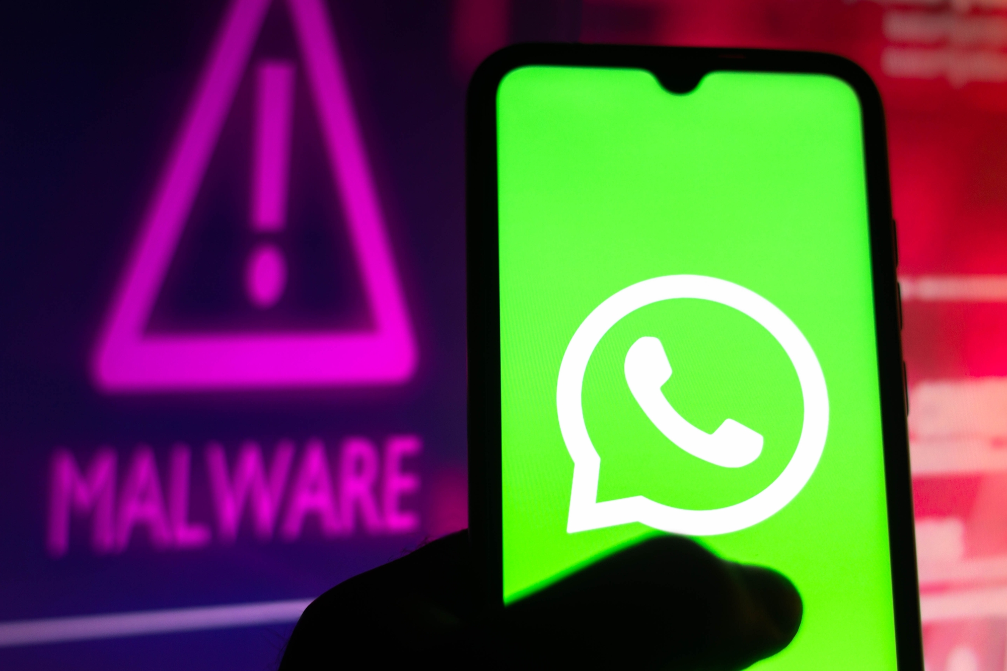 Des applications WhatsApp et Telegram infectées et malveillantes découvertes