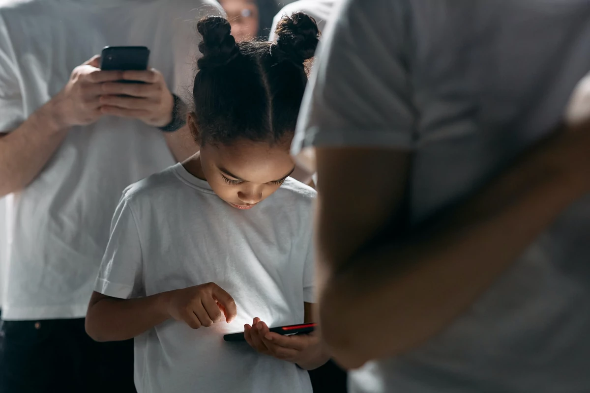 enfant smartphone © © cottonbro studio / Pexels