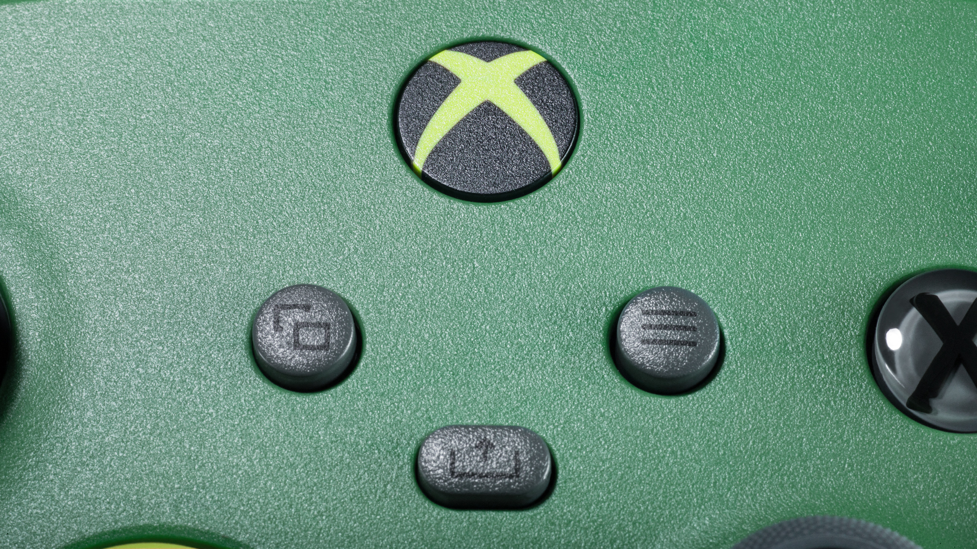 Vous ne devinerez jamais de quoi est faite cette nouvelle et très jolie manette Xbox !