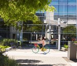 Cours de yoga, muffins, agrafeuses et ordinateurs portables : Google fait des économies, les employés trinquent
