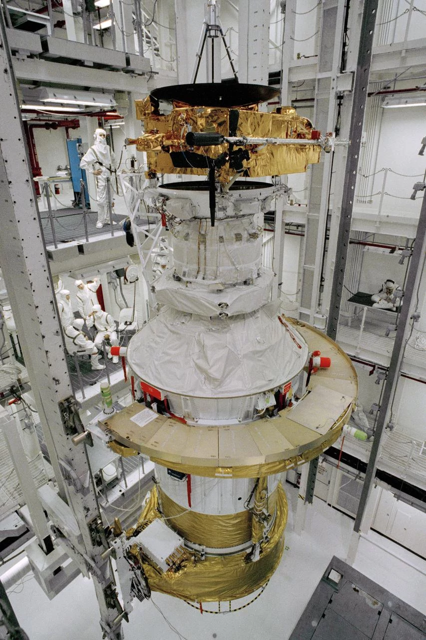 Ulysses sonde assemblage propulseurs © NASA