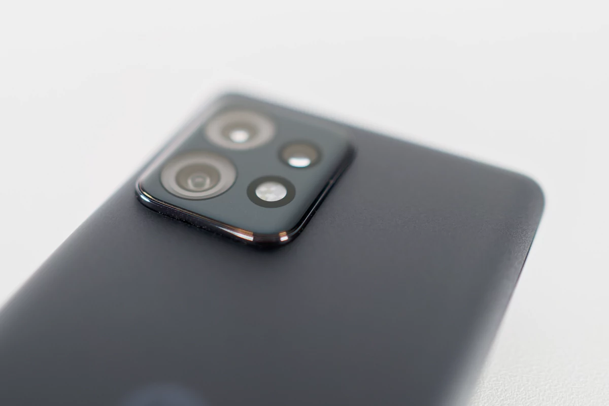 Motorola Edge 40 Pro © © Marc Mitrani pour Clubic