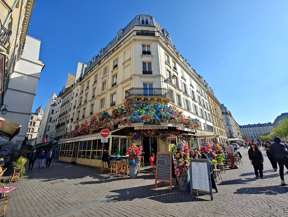 Motorola Edge 40 Pro © © Marc Mitrani pour Clubic