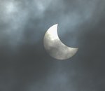 Admirez les (sublimes) images de l’éclipse solaire hybride qui a lieu à l’autre bout du monde