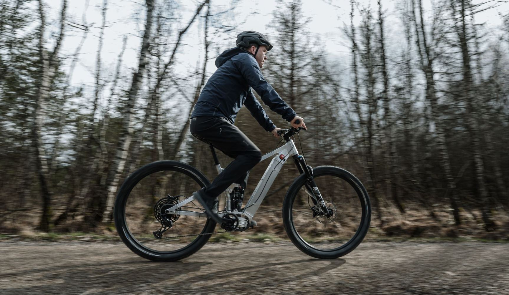 Ça roule ! Le vélo électrique à moteur Porsche se dévoile enfin en prototype