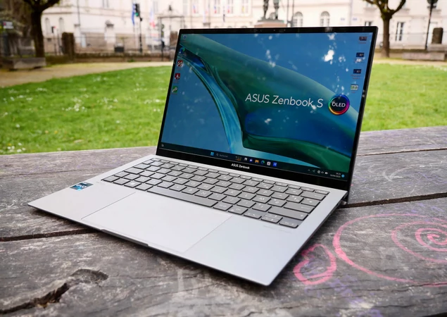 ASUS Zenbook S13 OLED (UX5304)