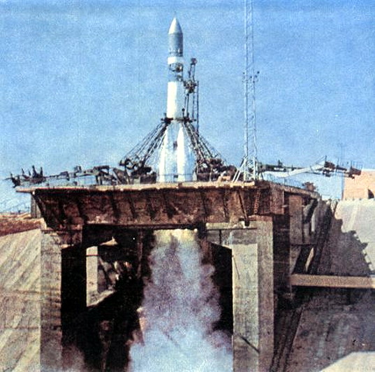 Photo supposée être celle du décollage de Vostok 6 © URSS / N.A.