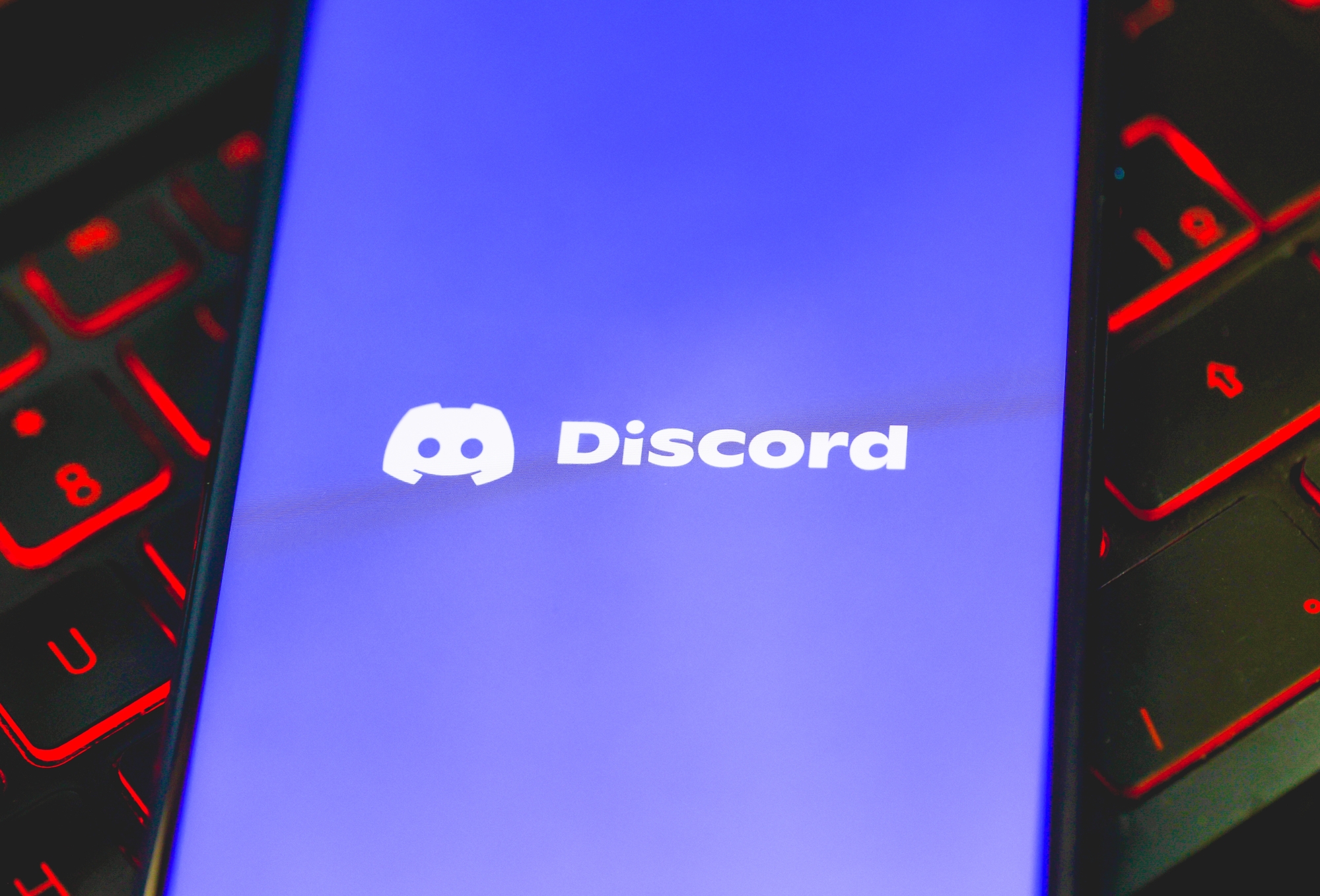 Avis aux parents : sur Discord, vous allez pouvoir tracer vos enfants...