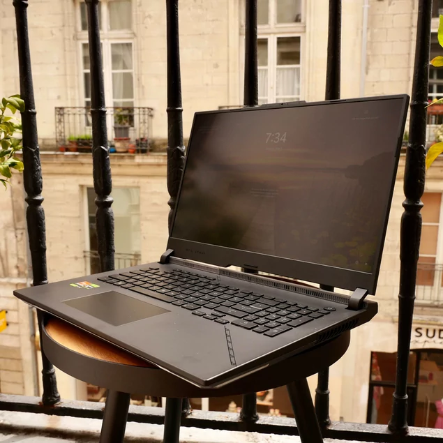 ASUS ROG STRIX SCAR 17 G733PY-LL007W