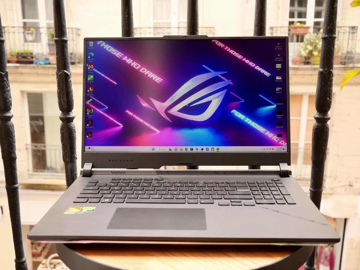 ASUS ROG Strix Scar 17-5 © © Nathan Le Gohlisse pour Clubic
