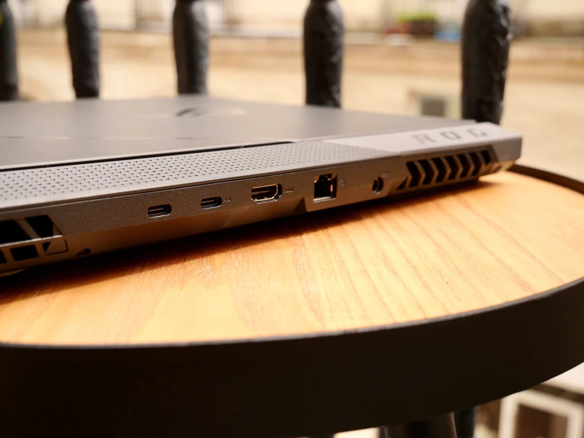 ASUS ROG Strix Scar 17-9 © © Nathan Le Gohlisse pour Clubic