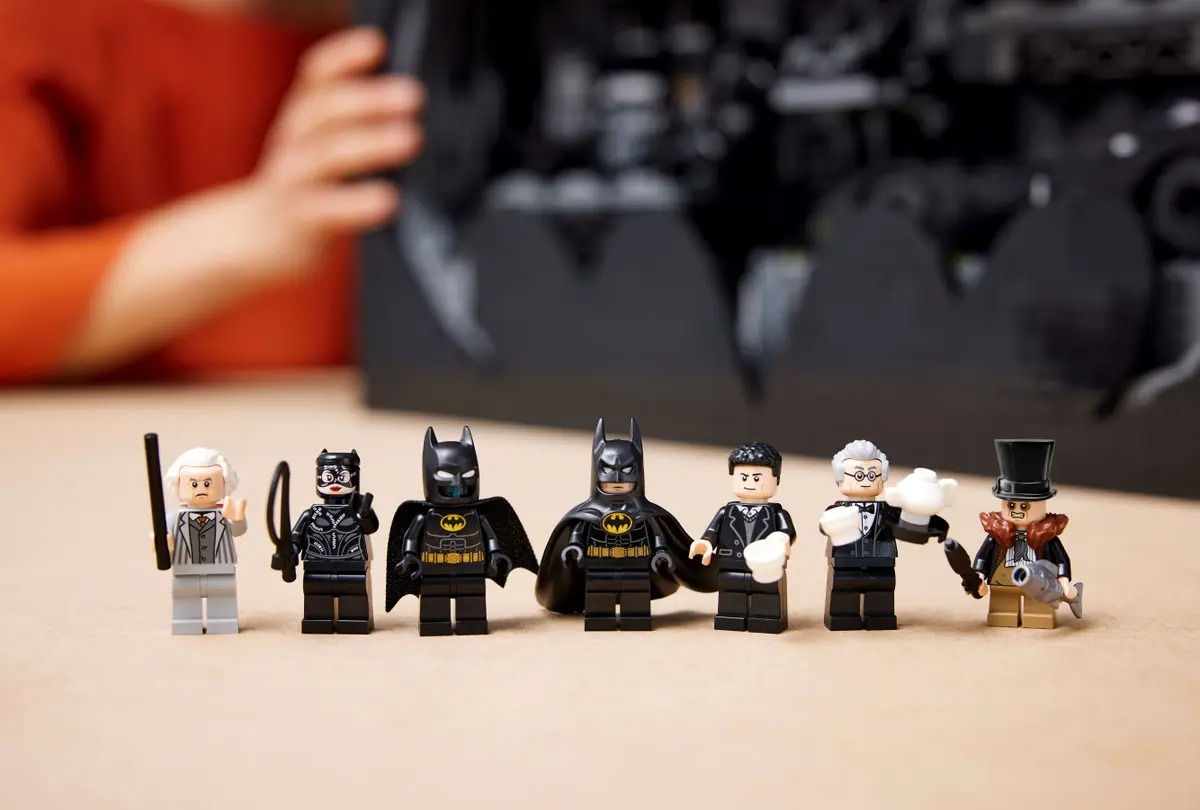 Batcave © Lego
