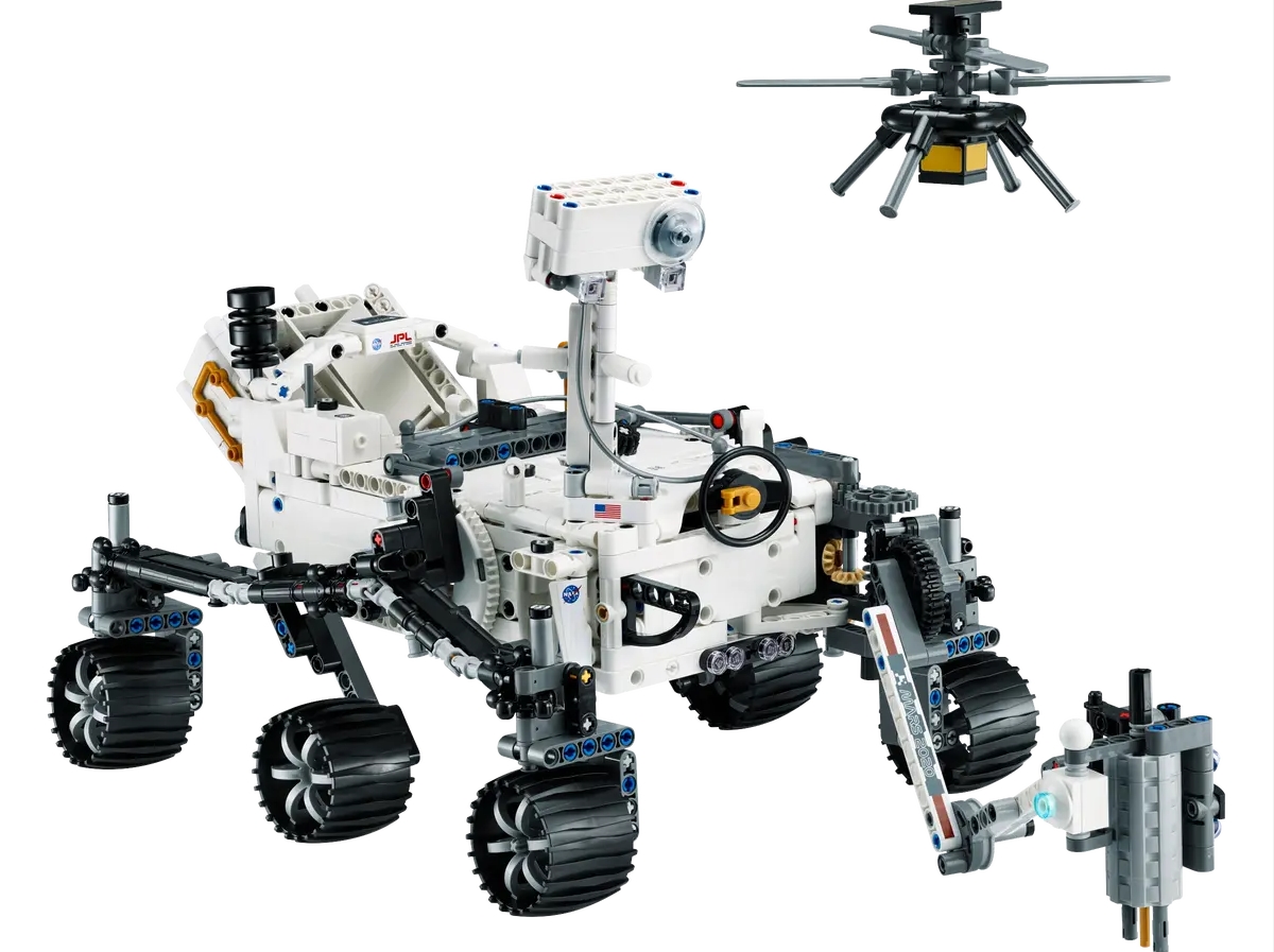 NASA Mars Rover Perseverance © Lego