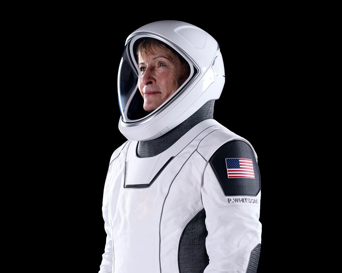 Peggy Whitson est pour l&#039;instant l&#039;américaine à avoir passé le plus de temps dans l&#039;espace. Crédits SpaceX