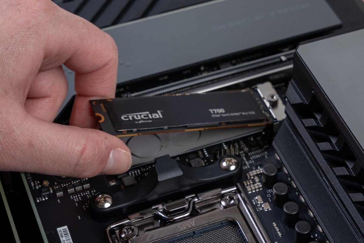 SSD T700 Crucial