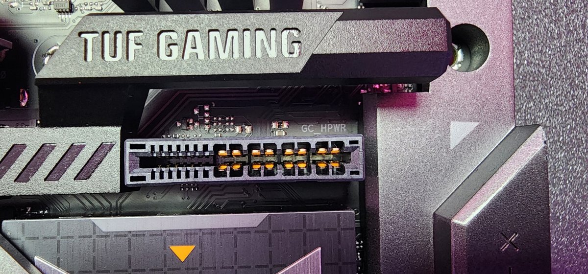 ASUS TUF Gaming RTX 4070 Megalodon © Wccftech