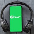 Spotify : pourquoi la division podcast licencie-t-elle massivement ?
