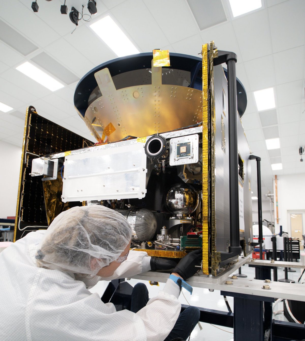 Outre la structure du satellite, Varda Space garde précieusement le secret sur son petit module de fabrication orbital © Rocket Lab