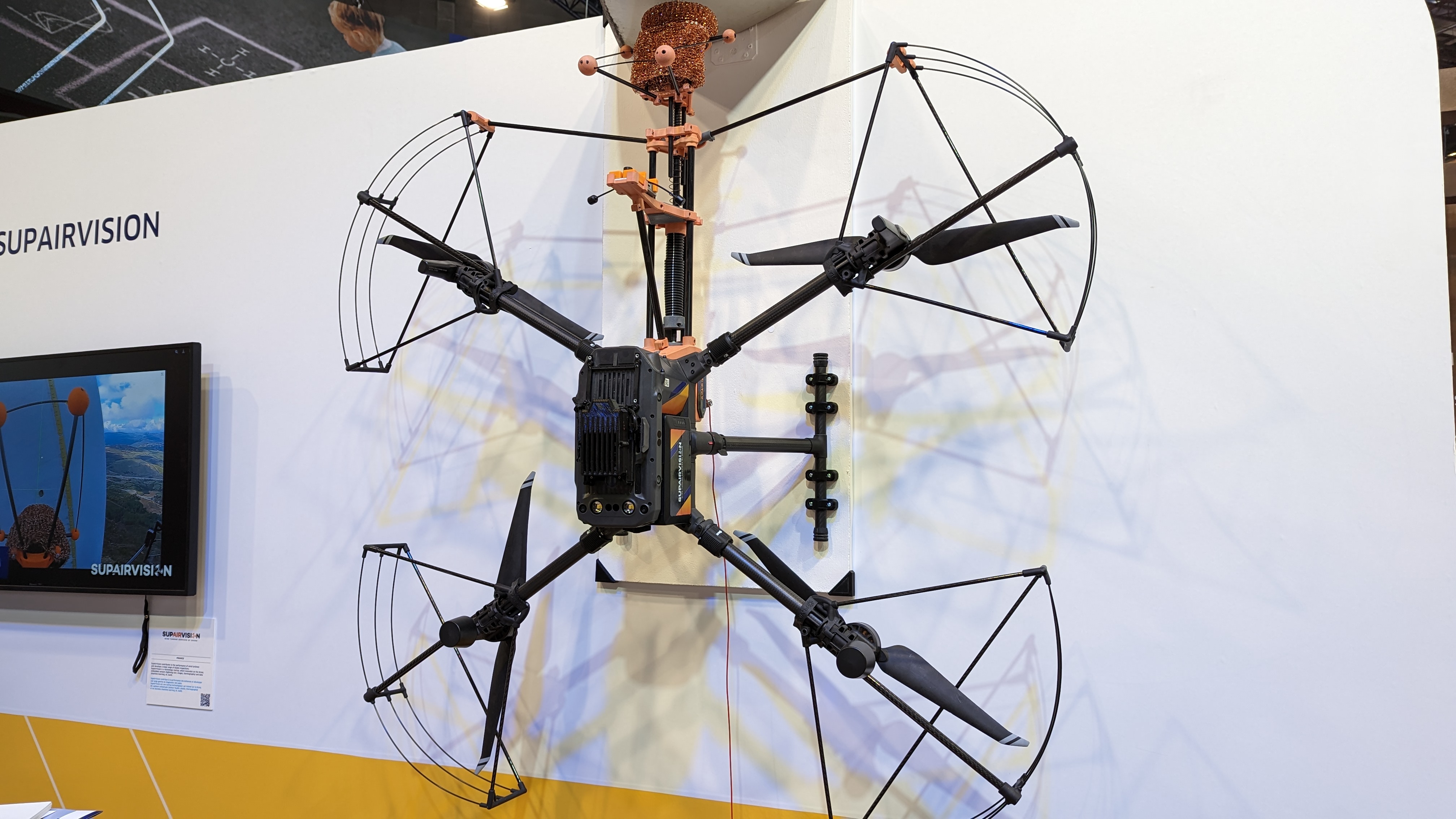 VivaTech 2023 : comment les drones améliorent l'entretien et la productivité des éoliennes