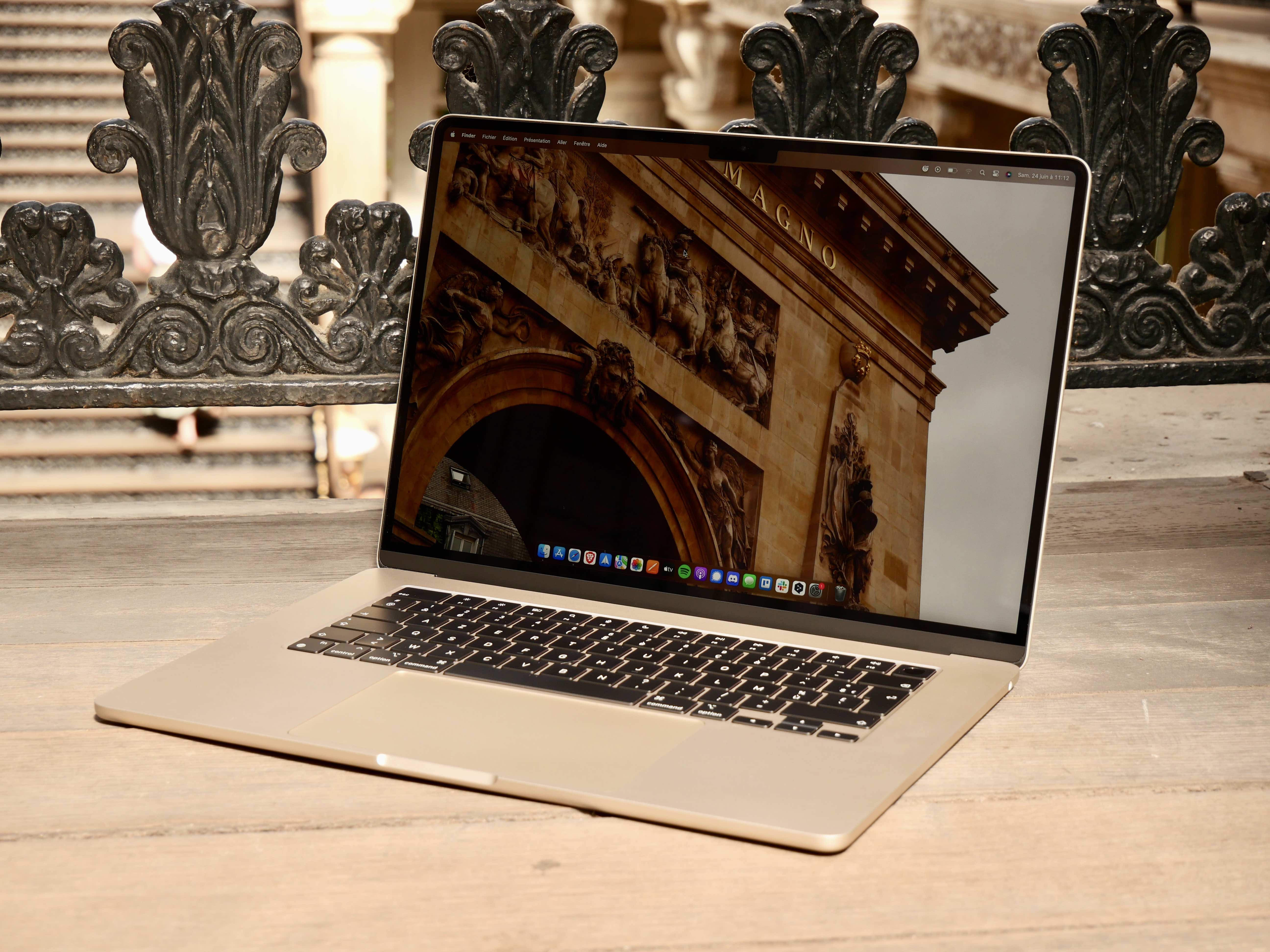 Apple : pourquoi le nouveau MacBook Air M3 256 Go profite enfin d'un SSD digne de ce nom