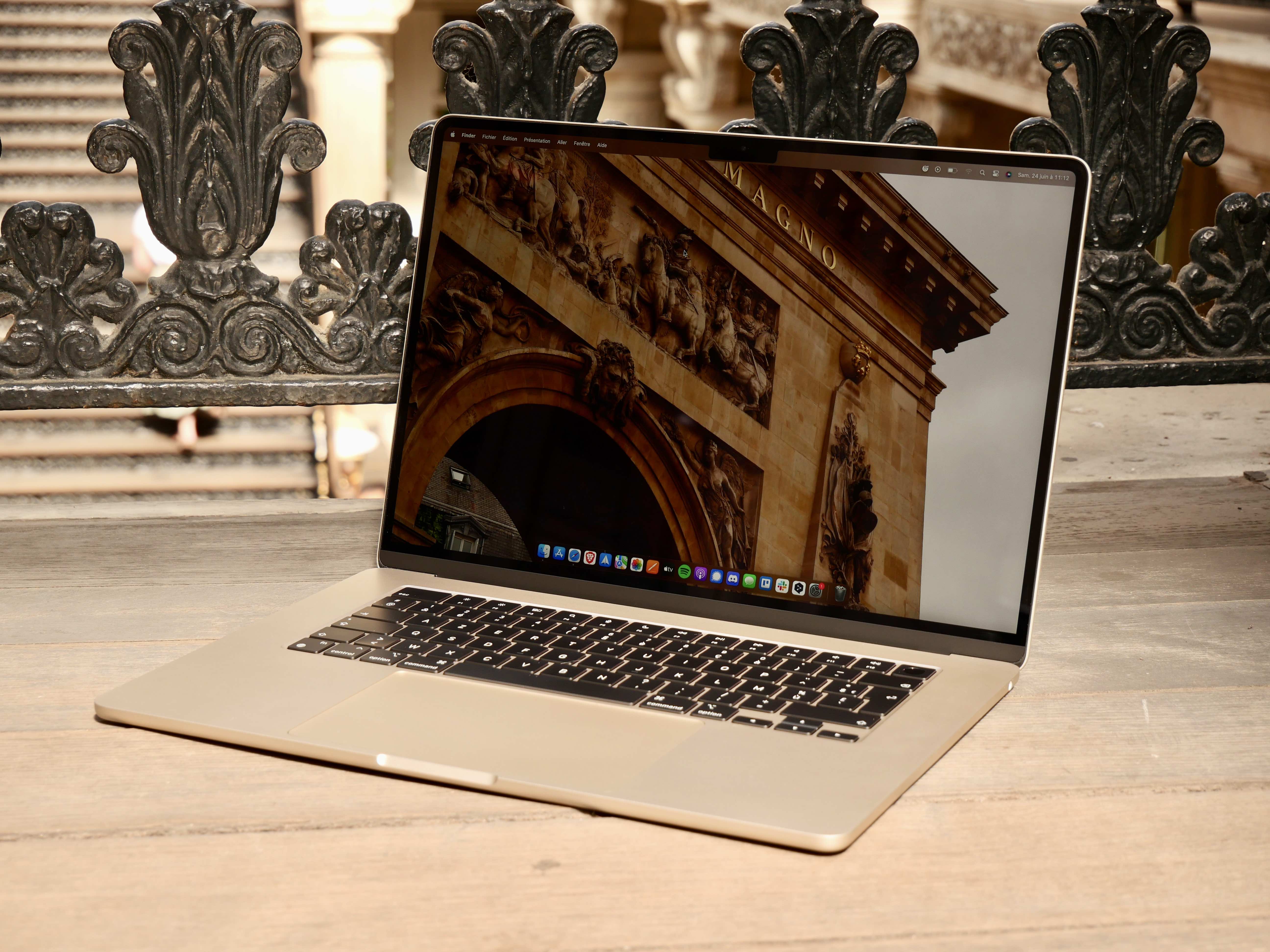 Cette offre fait baisser le prix du MacBook Air M2 de 13 pouces