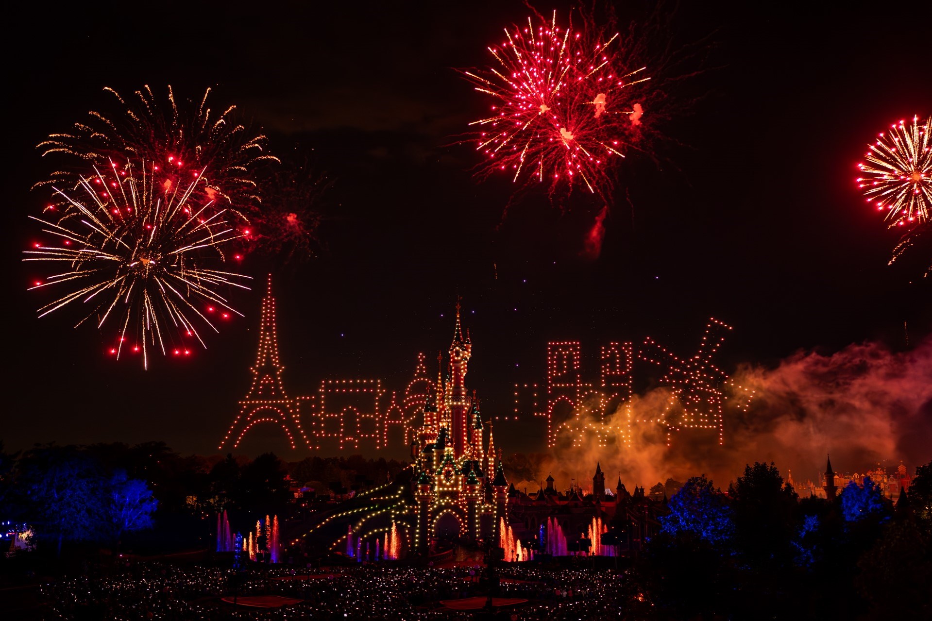 Vous allez halluciner en découvrant le nombre de drones utilisés à Disneyland Paris pour ses spectacles