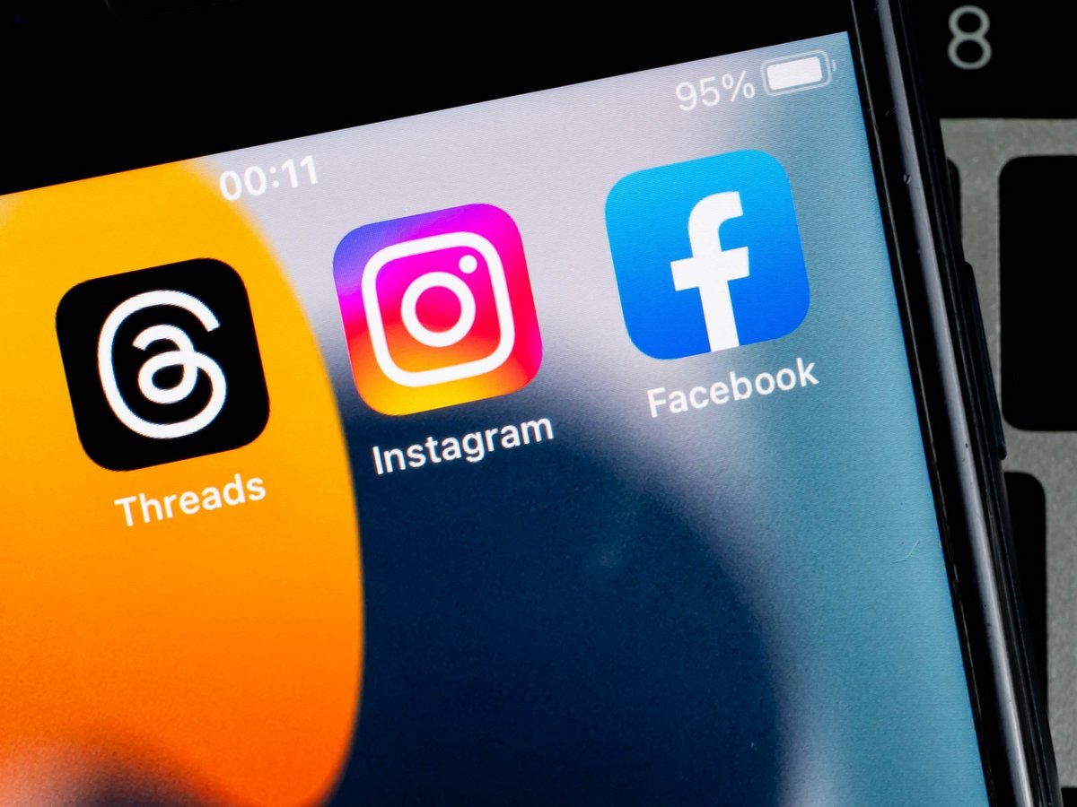 Les différents réseaux sociaux de Meta (Threads, Instagram, Facebook) © Tama2u / Shutterstock.com