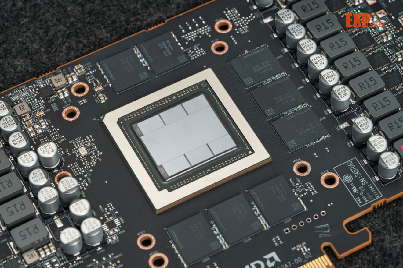 AMD lance la Radeon RX 7900 GRE et ajuste le prix de sa RX 7700 XT