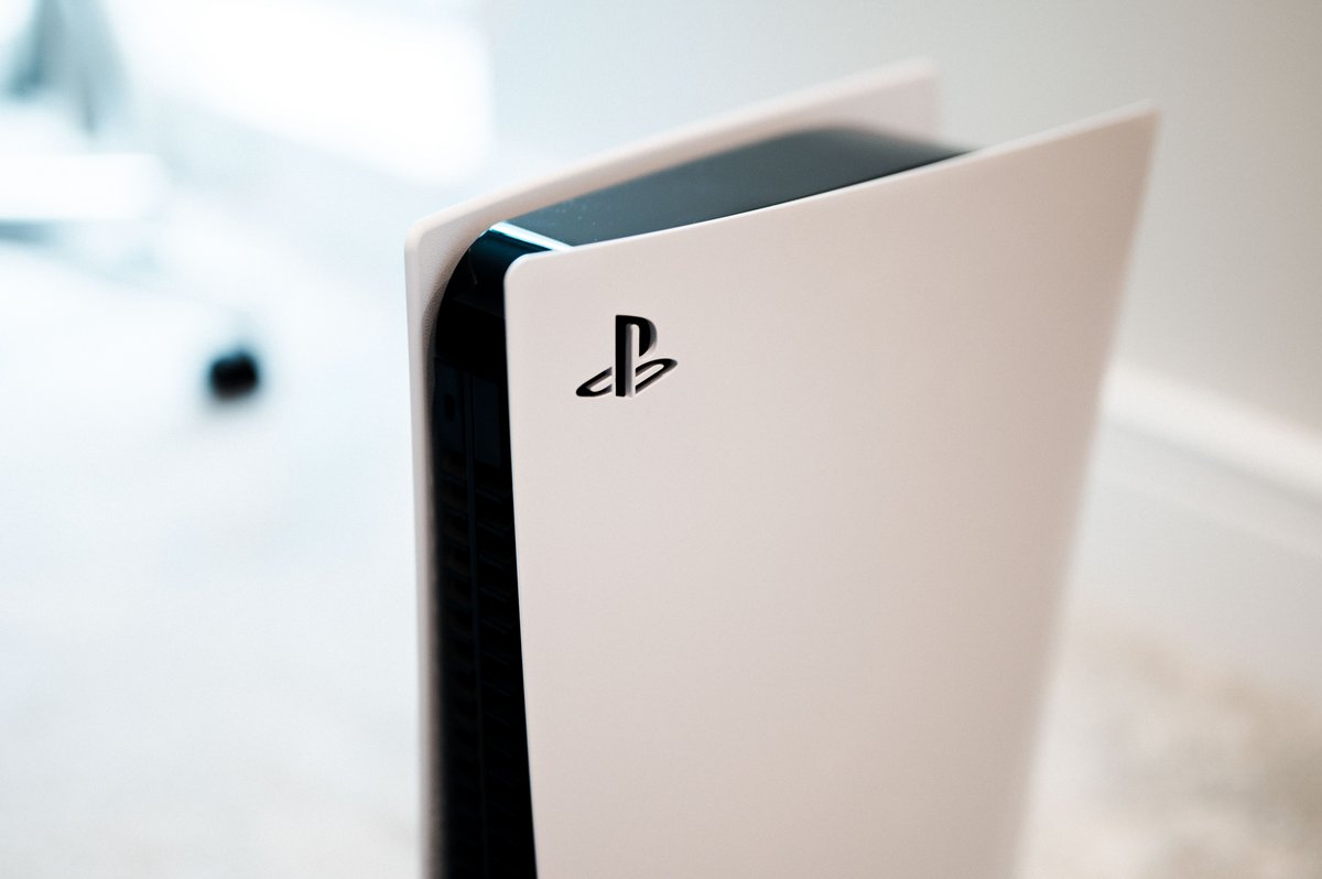 Une image de la console de jeu Playstation 5 © Charles Sims / Unsplash