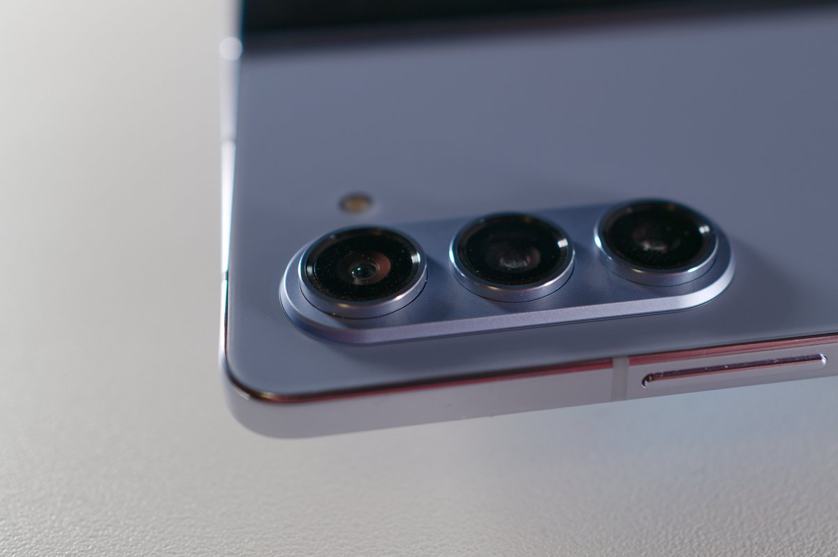  Caméra dorsale du Samsung Galaxy Z Fold5 © Marc Mitrani pour Clubic