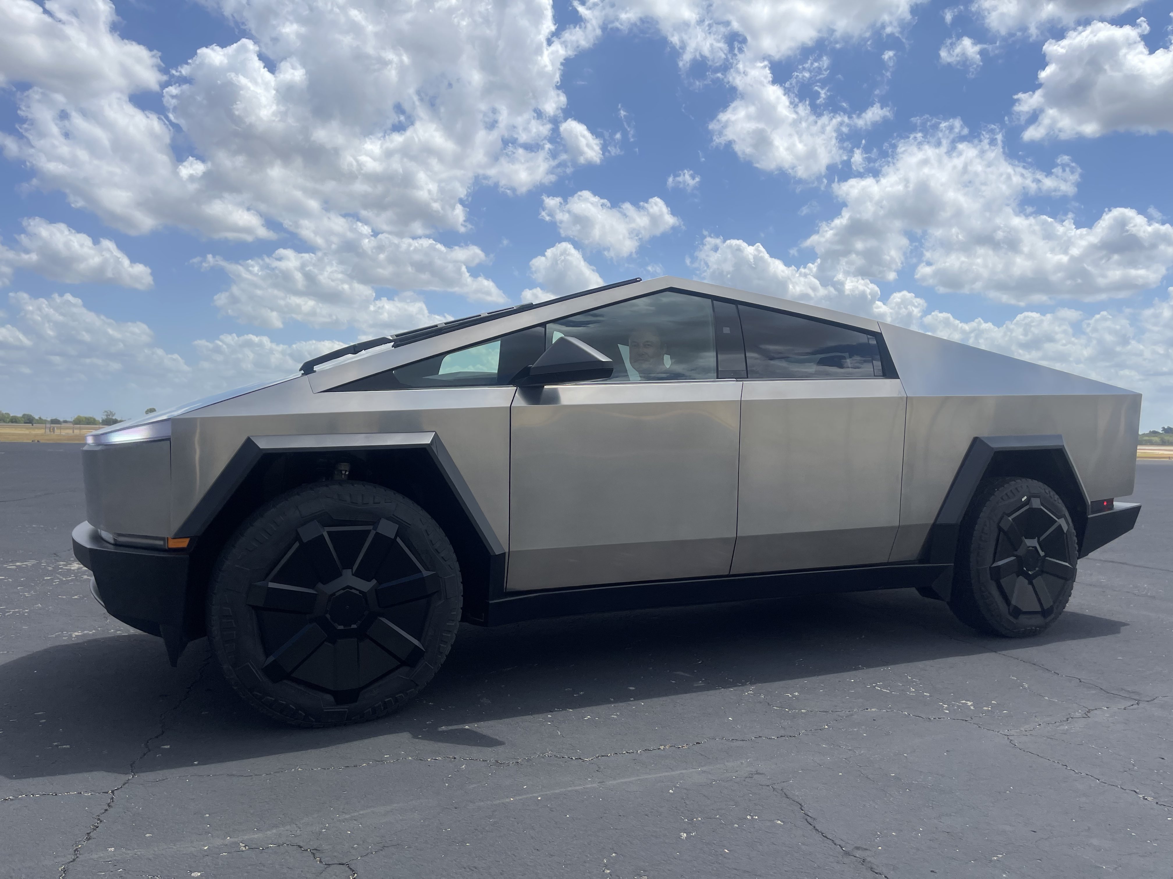 Le Tesla Model Y est encore plus pratique qu'on le croyait - Guide Auto