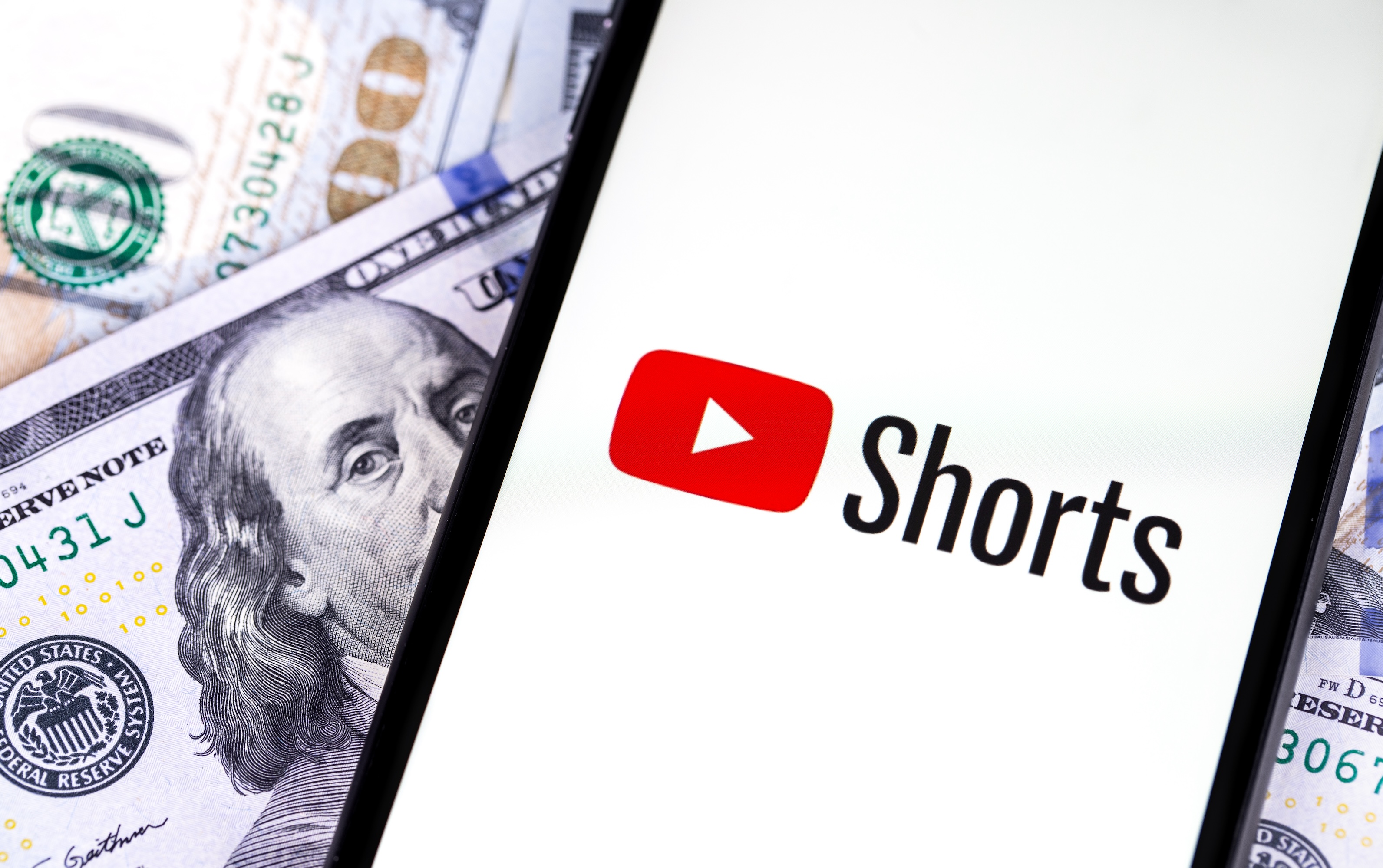 TikTok contre Shorts : le duel qui inquiète et bouleverse les cadres de YouTube