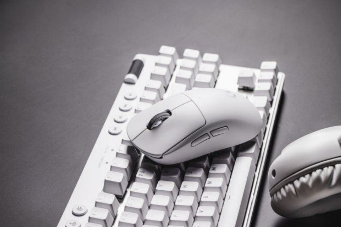Logitech lance un nouveau couple clavier-souris pour l'eSport, et il n'est pas donné