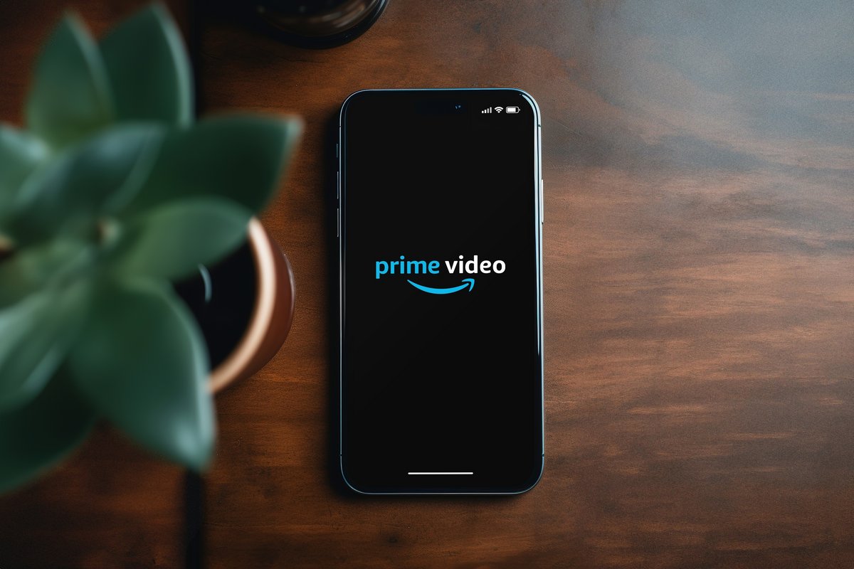 Le logo Amazon Prime Video sur un écran de smartphone © PixieMe / Shutterstock.com