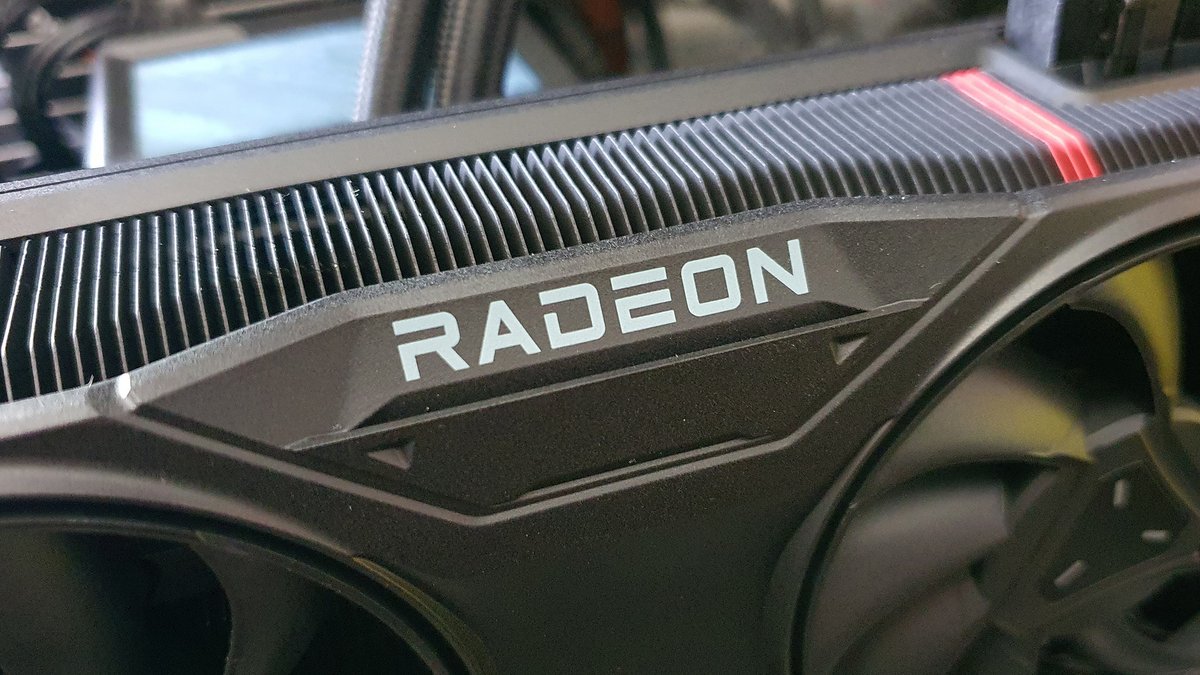 Seule la Radeon RX 7800XT existe en version Made by AMD © Nerces pour Clubic