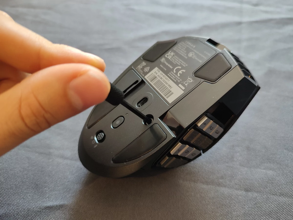 Corsair SCIMITAR ELITE Wireless 3 © Antoine Roche pour Clubic