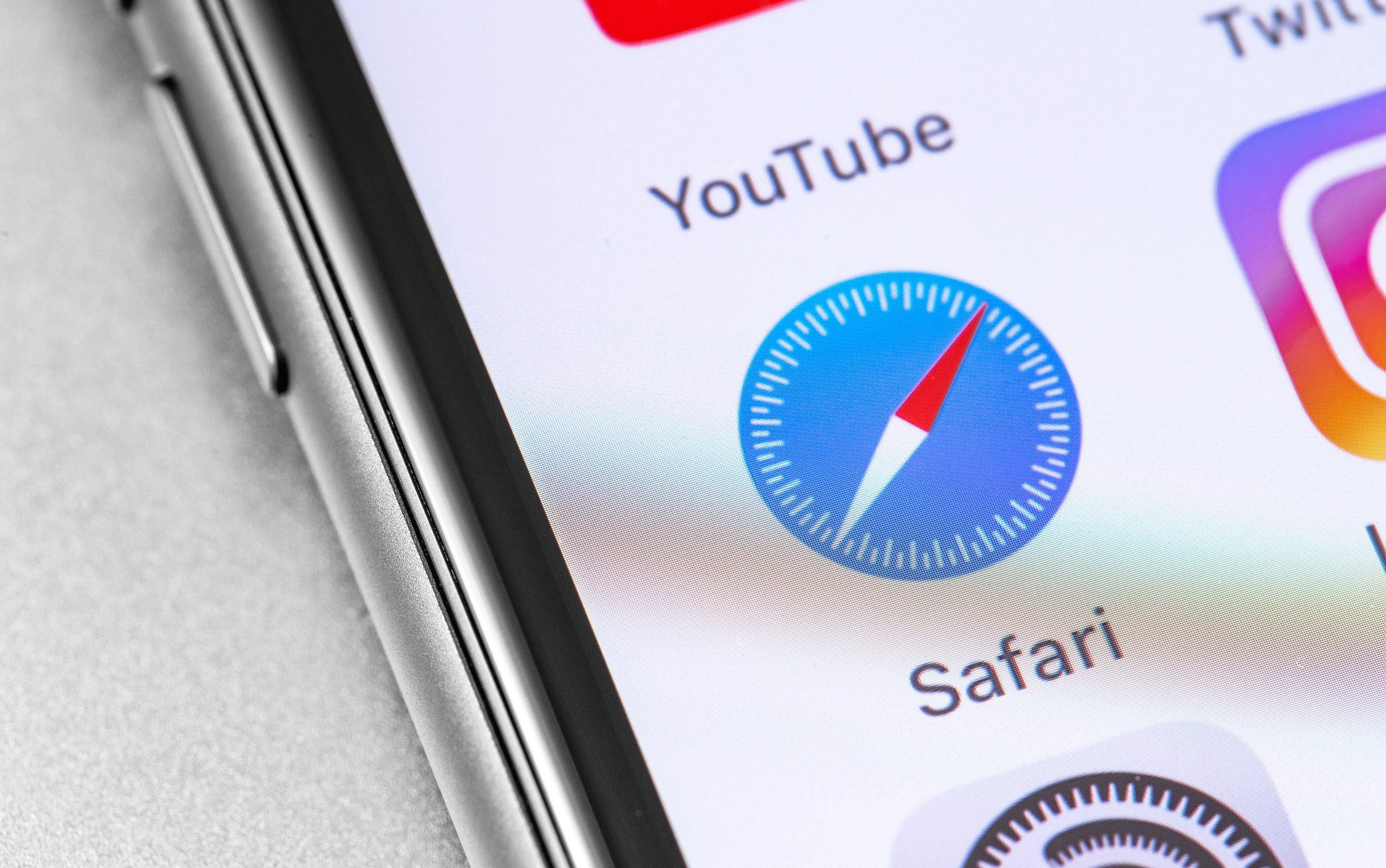 Apple est accusé par les autorités britanniques de favoriser son navigateur Safari