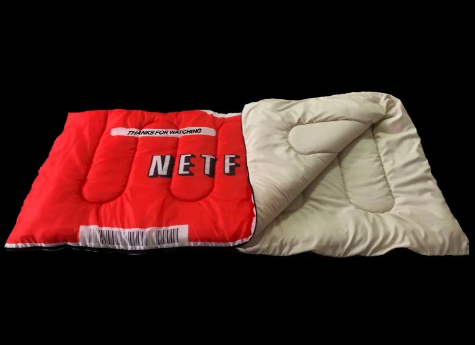Un sac de couchage sur la boutique Netflix... oui, oui ! © Netflix