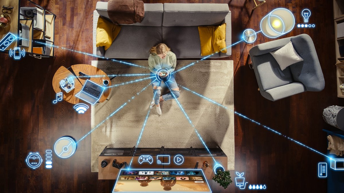 On peut aujourd'hui piloter de nombreux objets connectés grâce au Wi-Fi. © Gorodenkoff / Shutterstock