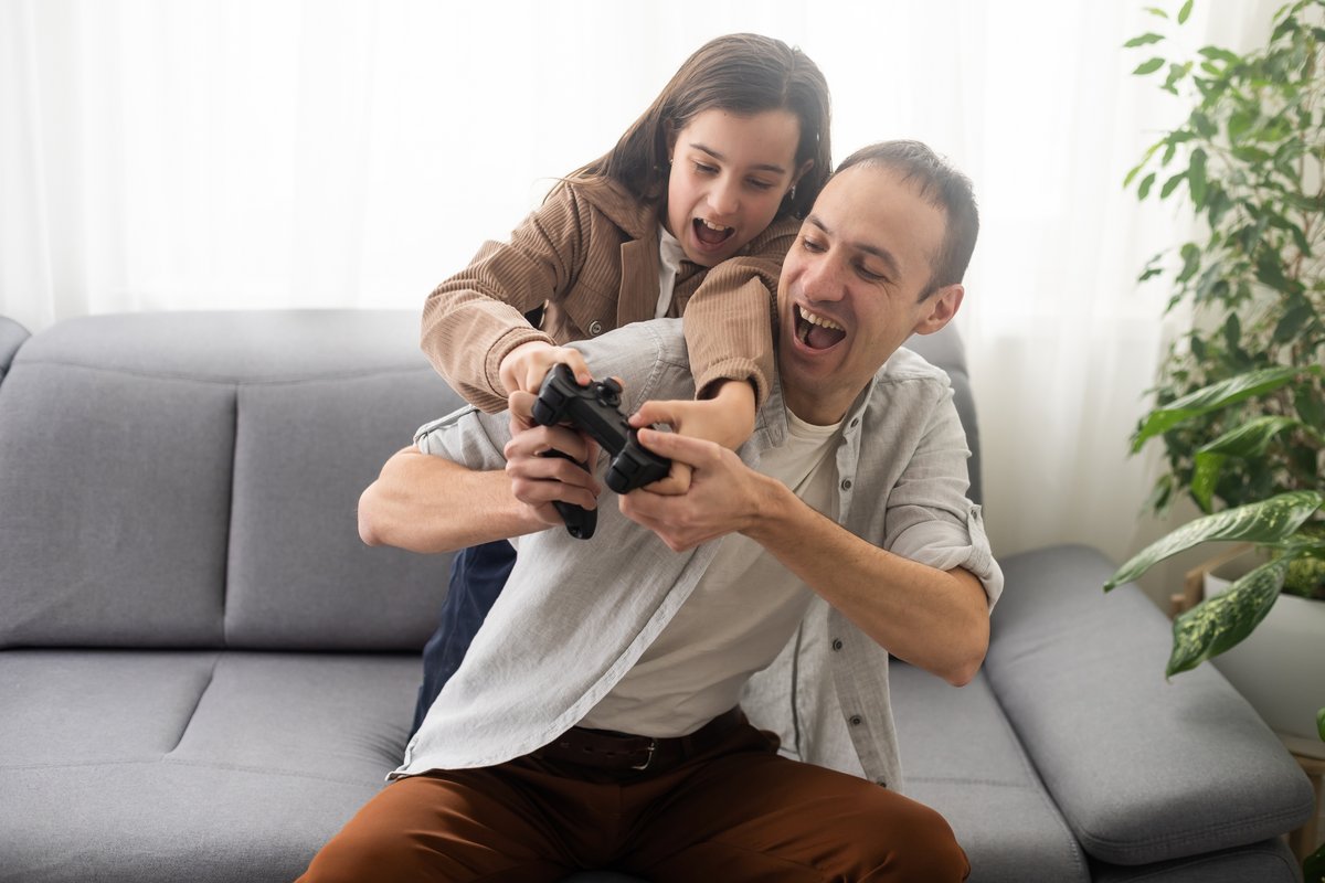 Le jeu vidéo gagne encore du terrain, et plus que jamais dans les familles © Andrew Angelov / Shutterstock