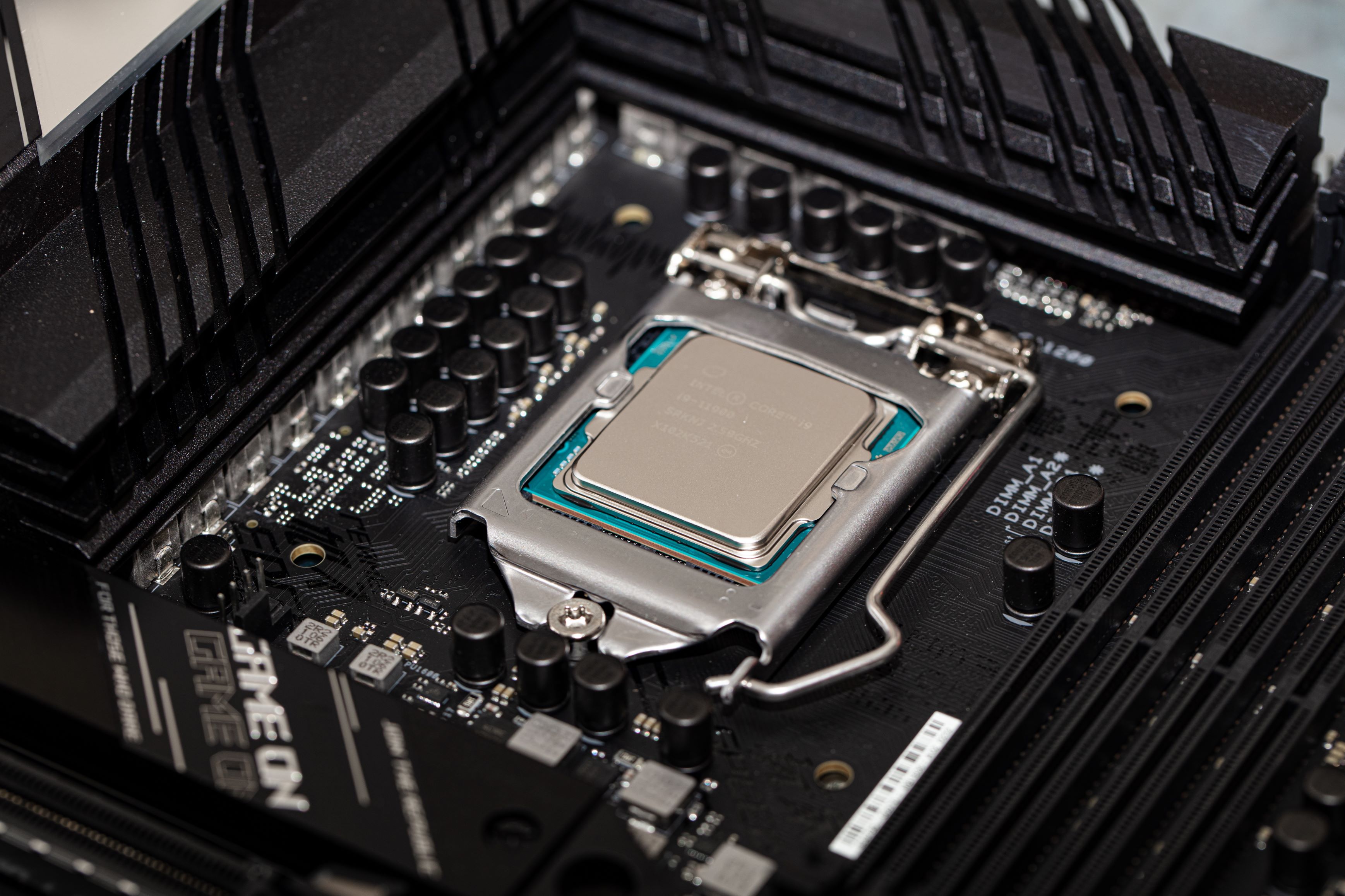 Processeur Intel Core i7 ou i9 :quelle différences ? Que choisir ?