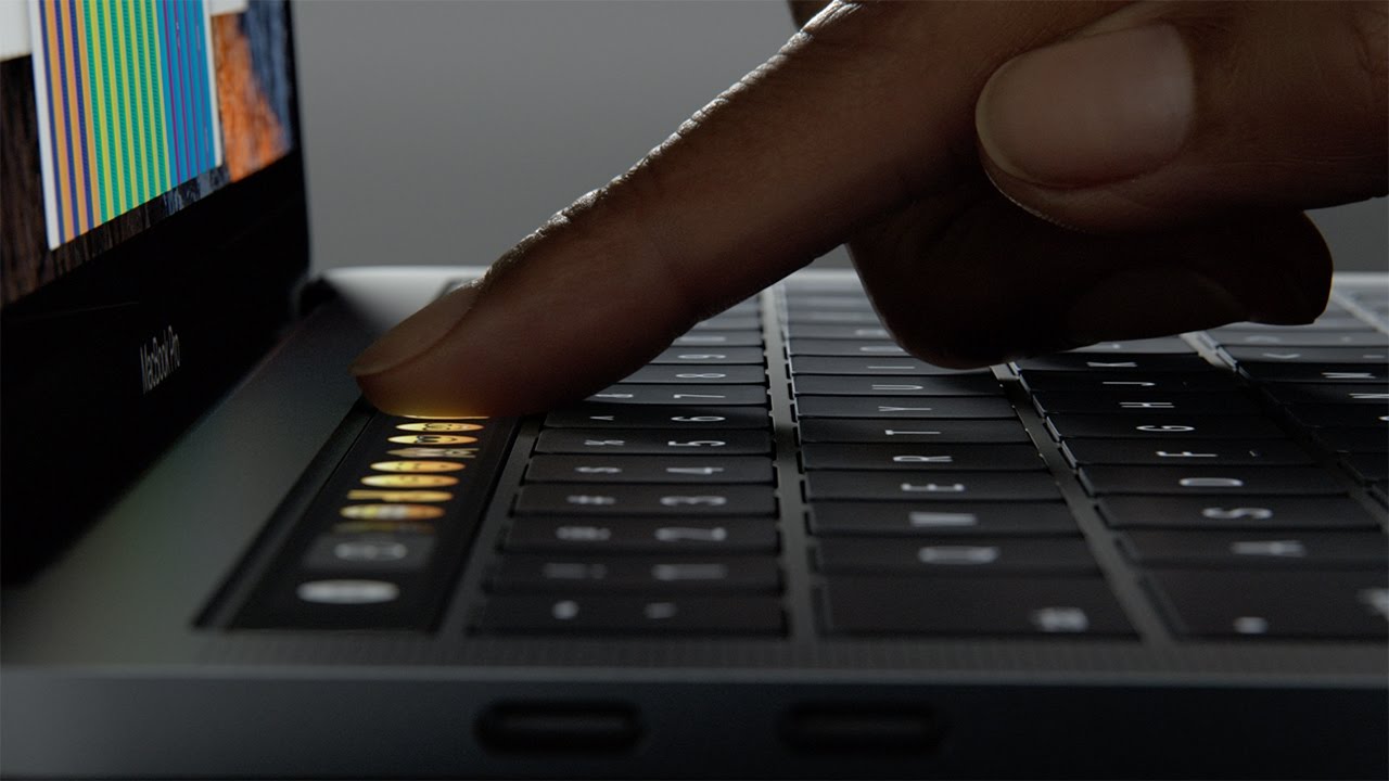 Avec la fin du MacBook Pro 13 pouces, Apple enterre aussi la Touch Bar