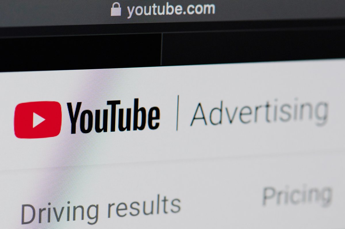 Sur YouTube, la publicité est beaucoup plus difficile à éviter qu'avant © PixieMe / Shutterstock
