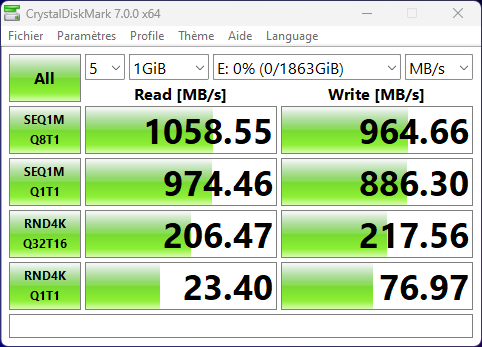 SSD externe portable Kingston XS1000 1 To, lecture 1 050 Mo/s, écritur –  Direct Computers