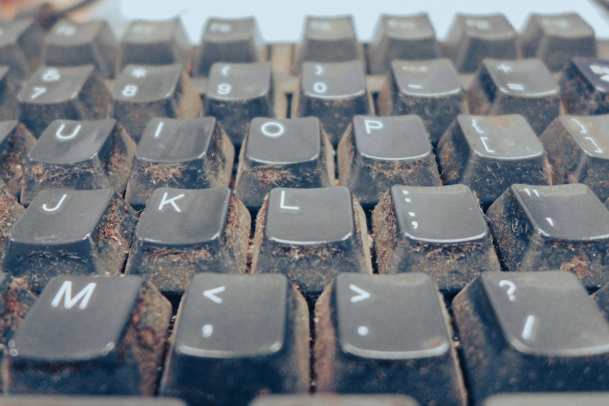 Un clavier sale, très sale © mohamadyusuf / Shutterstock.com